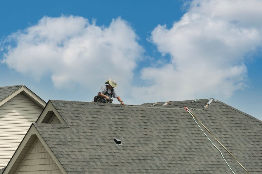 how to fix a leaking roof